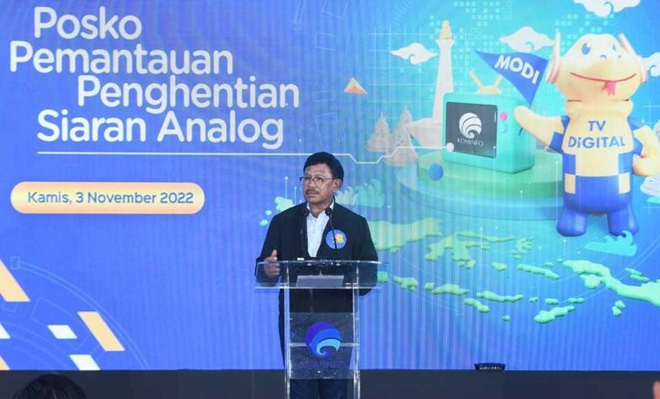 Communication and IT Minister Johhny G. Plate delivers a speech in a ceremony to mark the switch to digital broadcasting in Jakarta on November 3, 2022. (Photo courtesy of the Ministry of Communication)