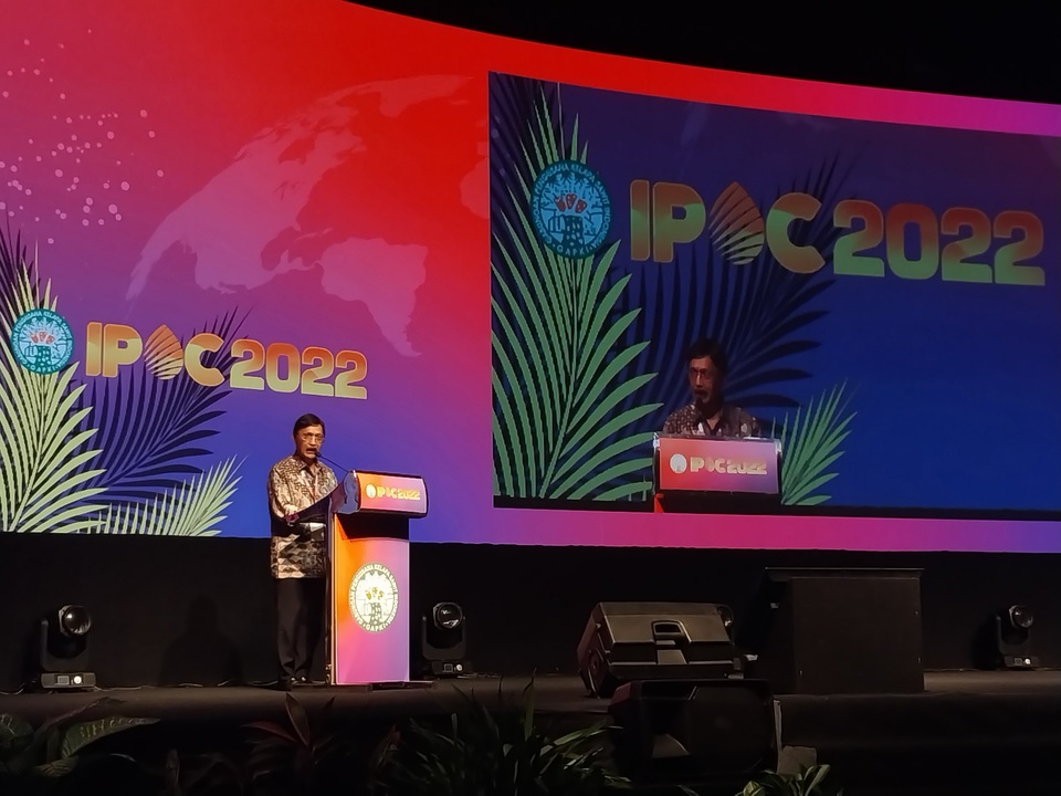 The Indonesian Oil Palm Estate Fund (BPDPKS) president director Eddy Abdurrachman speaks at the Indonesian Palm Oil Conference in Bali on Nov. 3, 2022. (JG Photo/Jayanty Nada Shofa)