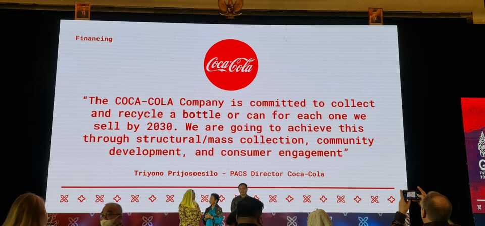 NPAP and the Coordinating Ministry for Maritime and Investment Affairs (Kemenko Marves) hosted the "Beating Plastic Pollution from Source to Sea" forum in Bali on Nov. 3-4, ahead of the G20 Summit. (Photo Courtesy of Coca-Cola)