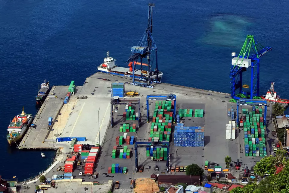 The unloading activities at the Jayapura Port in Papua on Feb. 17, 2023. Papua is one of the provinces that is part of ASEAN's BIMP-EAGA subregion. (Antara Photo/Gusti Tanati)	