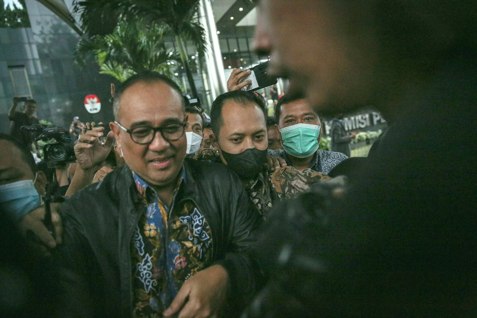 Rafael Alun Trisambodo, the section head at the South Jakarta II Tax Directorate General and father of assault suspect Mario Dandy Satrio, answers KPK's summons at the anti-graft commission headquarters in Jakarta on March 1, 2023. (B Universe Photo/Joanito De Saojoao)