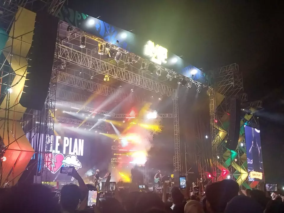 Canadian rock band Simple Plan performs at the 2023 Everblast Festival in Gambir Expo, Kemayoran on March 4, 2023. (JG Photo/Jayanty Nada Shofa)