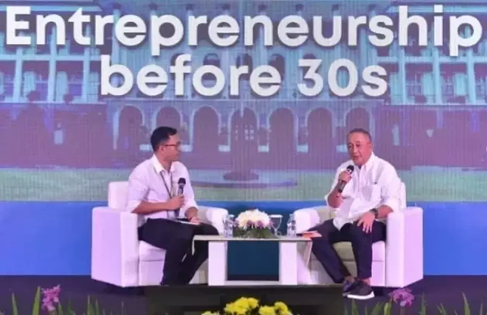 Royke Tumilaar, the president director of the state-owned bank BNI, speaks at a Entrepreneurship Before 30s in Yogyakarta on March 8, 2023. (Photo Courtesy of BNI)