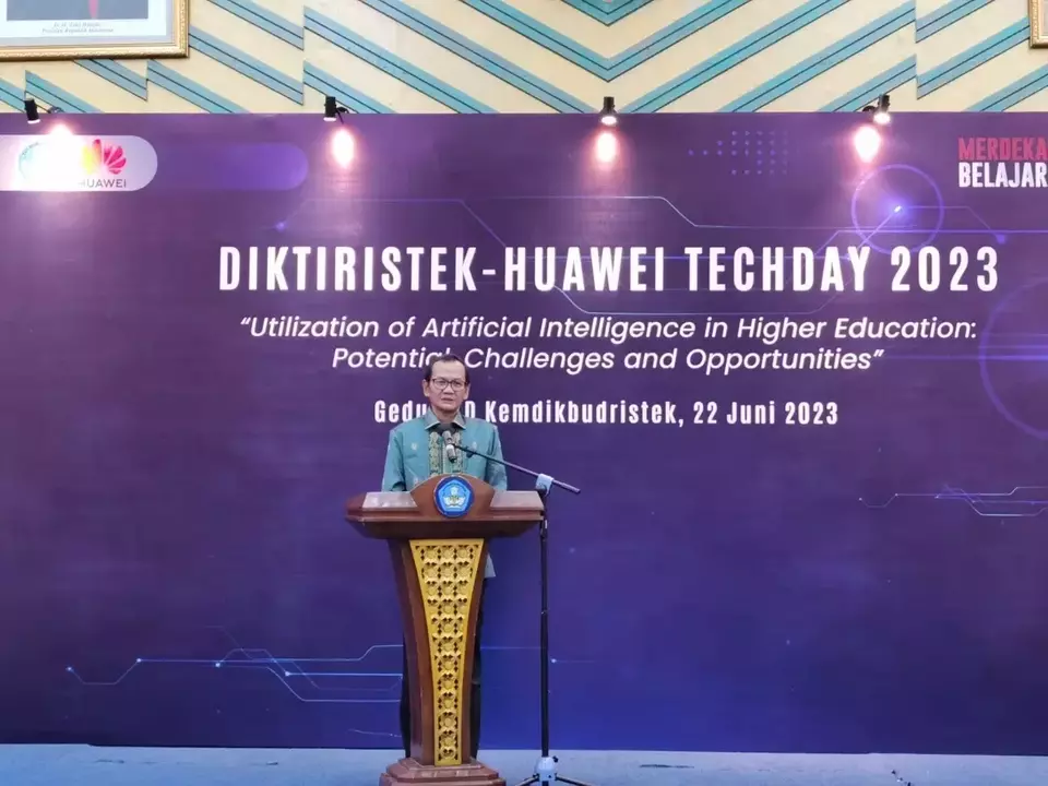 Prof. Nizam, the Director General of Higher Education of the Education and Culture Ministry, speaks during the Huawei Techday event, June 26, 2023. (Handout)