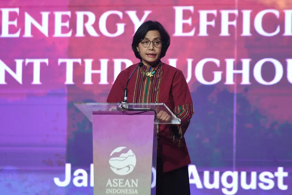 Finance Minister Sri Mulyani delivers her keynote speech at the Seminar on Energy Efficient Mortgage (EEM) Development throughout ASEAN Countries in Jakarta on August 22, 2023. This seminar is part of the ASEAN Finance Ministers and Central Bank Governors Meeting (AFMGM). (Antara Photo/Hafidz Mubarak A)