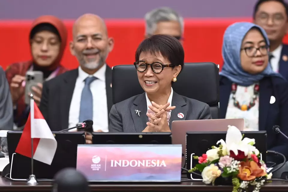 Foreign Minister Retno Marsudi chairs a meeting with her counterparts from ASEAN member countries in Jakarta, Monday, Sept. 4, 2023. (Photo courtesy of the Indonesian Foreign Affairs Ministry)