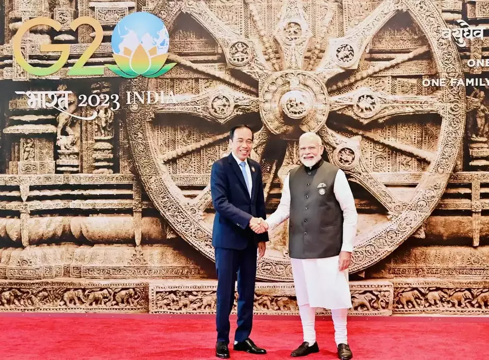 President Joko "Jokowi" Widodo shakes hands with Indian Prime Minister Narendra Modi in New Delhi for the G20 Summit on September 9, 2023. (Photo Courtesy of Presidential Press Bureau)