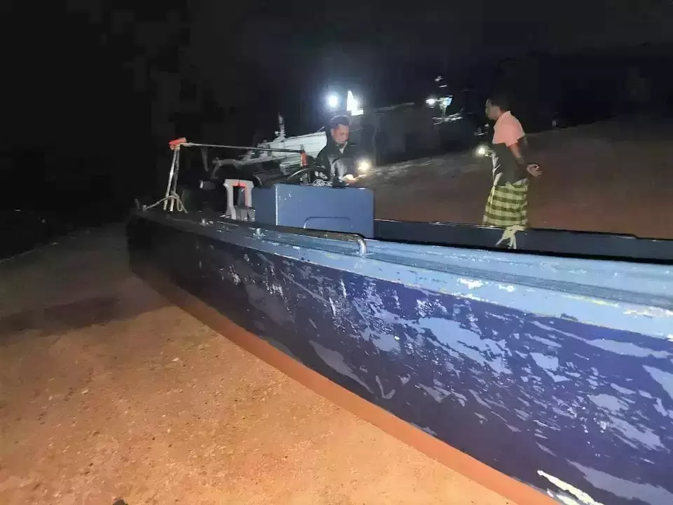 A speedboat is seized by the Navy for allegedly having been used to smuggle illegal workers to Malaysia, following an operation off Bintan Island on Saturday, Sept. 16, 2023. (B-Universe Photo/Mita Amalia Hapsari)