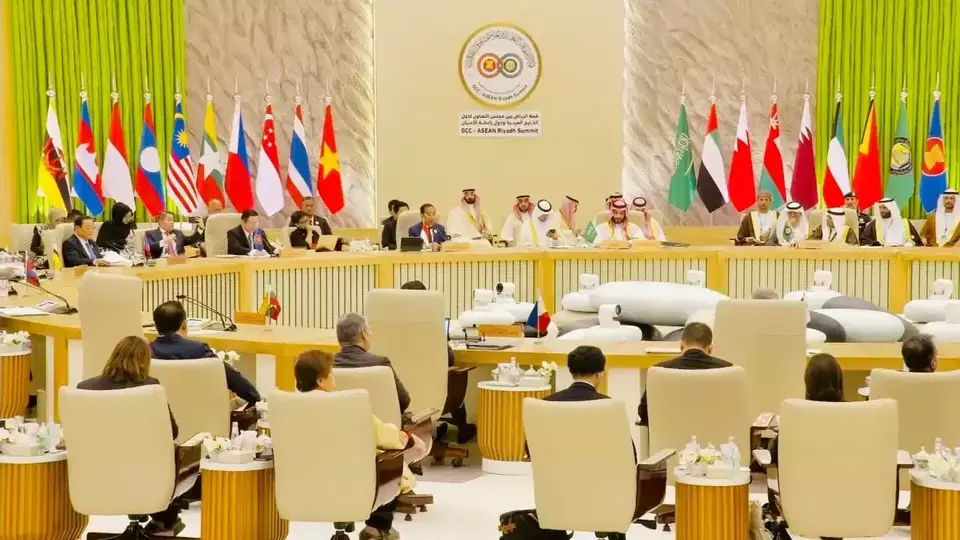 President Joko "Jokowi" Widodo attends the opening session of the ASEAN-Gulf Cooperation Council Summit in Ritz Carlton, Riyadh, on Oct. 20, 2023. (Photo Courtesy of Presidential Press Bureau/ASEAN-GCC Summit Host Photo)