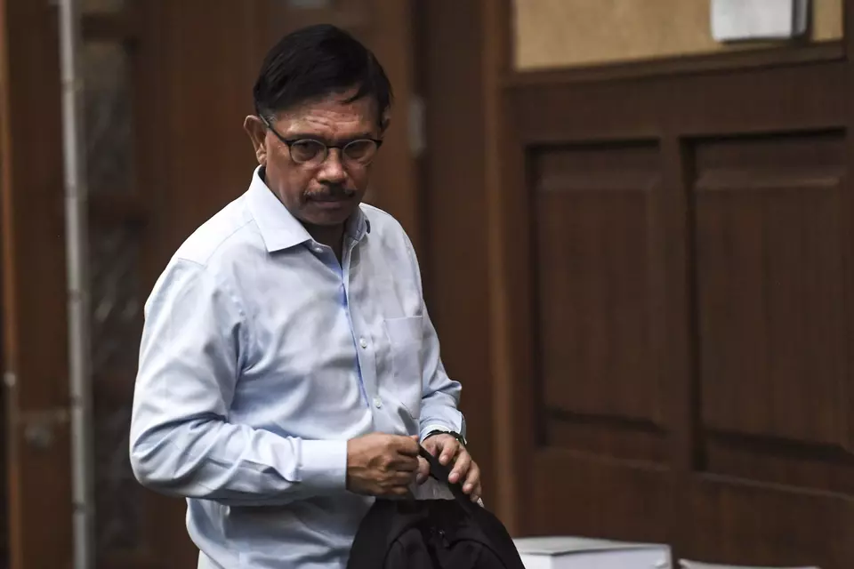 Former Communication and Informatics Minister Johnny Gerard Plate appears at the Jakarta Anti-Corruption Court to read his defense statement in his graft trial related to a fraudulent internet infrastructure project, on Nov. 1, 2023. (Antara Photo/Muhammad Adimaja)