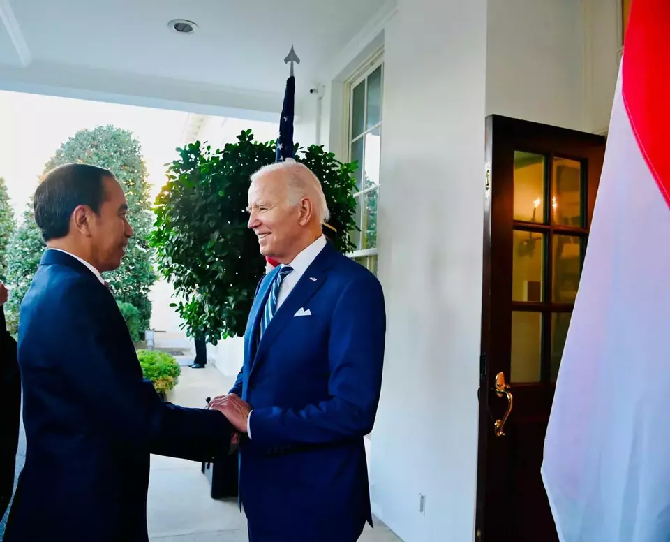 US President Joe Biden greets President Joko "Jokowi" Widodo at the White House in Washington DC on Nov. 13, 2023. (Photo Courtesy of Foreign Affairs Ministry)