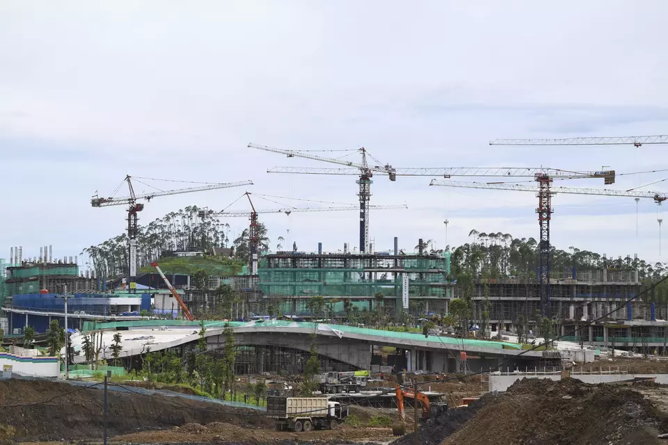The construction works of the government core area of the Nusantara new capital in East Kalimantan on Dec. 7, 2023. (Antara Photo/M Risyal Hidayat)