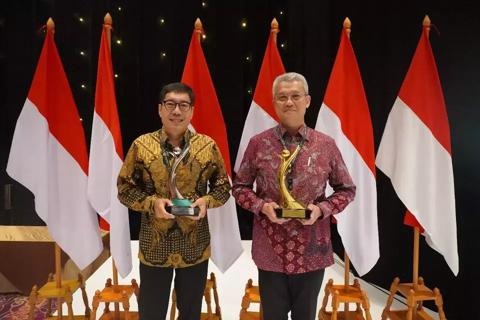 Chemical giant Chandra Asri Petrochemical takes home the gold and green PROPER awards at the 2023 PROPER awarding ceremony in Jakarta on Dec. 20, 2023. (Photo Courtesy of Chandra Asri Group)