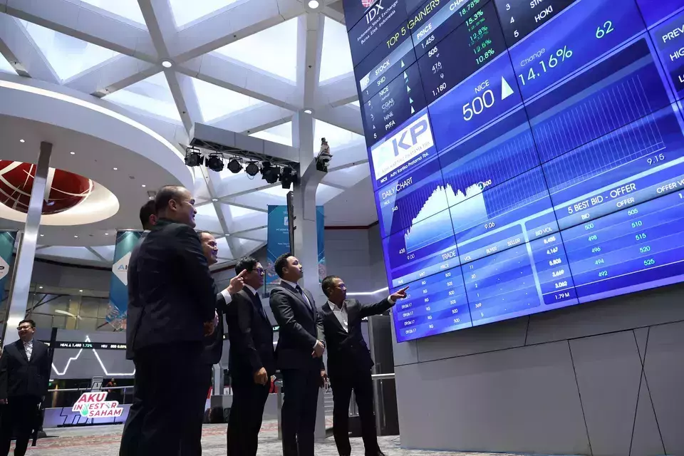 Nickel miner Adhi Kartiko Pratama's shares surge during its debut at IDX on Tuesday, Jan. 9, 2024.