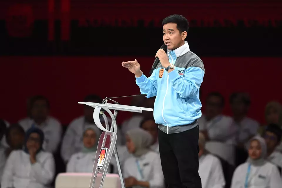 Vice-presidential candidate Gibran Rakabuming Raka speaks during a debate at the Jakarta Convention Center, Sunday, Jan. 21, 2024. (Antara Photo//M Risyal Hidayat)
