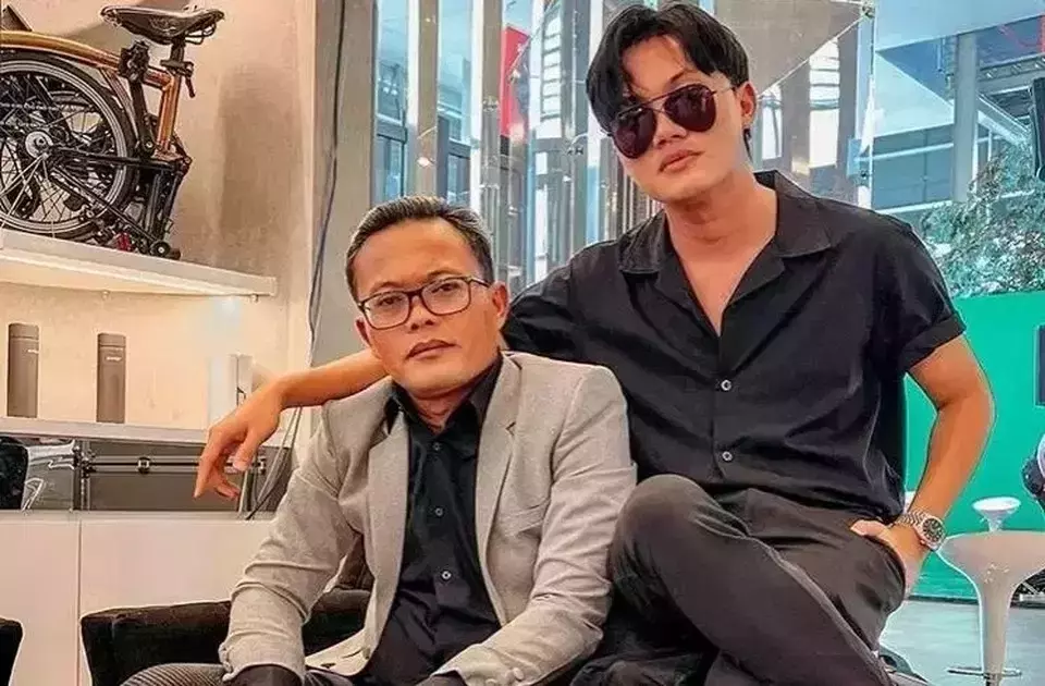 TV comedy actor Entis Sutisna, more popular by stage name Sule, left, poses for a photo with his son, Rizky Febian, in this undated photo posted on his Instagram account.