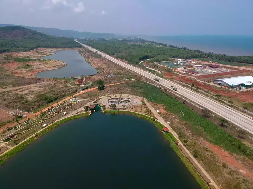 An aerial photo of a dam at the Batang Industrial Park in Central Java as seen on November 17, 2023. (Antara Photo/Harviyan Perdana Putra)