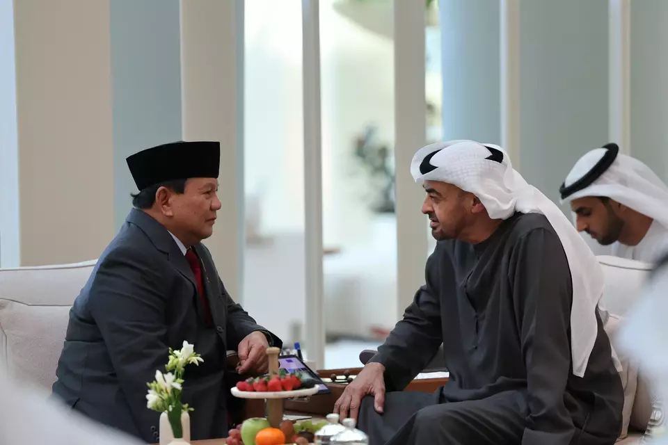 President-elect Prabowo Subianto meets Emirati President MBZ in Abu Dhabi on May 13, 2024. (Handout Photo)