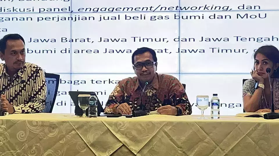 Kurnia Chairi, Deputy for Finance and Commercialization at SKK Migas, speaks during a press conference for the "Pre-Event Forum Gas Bumi 2024" at the SKK Migas office in Jakarta, Friday, June 14, 2024. (Beritasatu.com/Monique Handa Shafira)