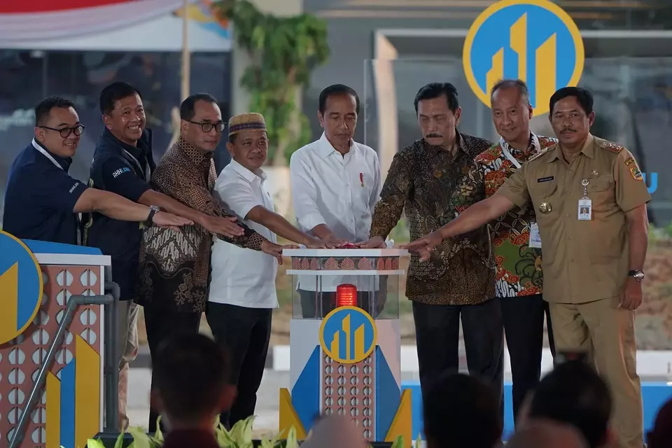  President Joko 