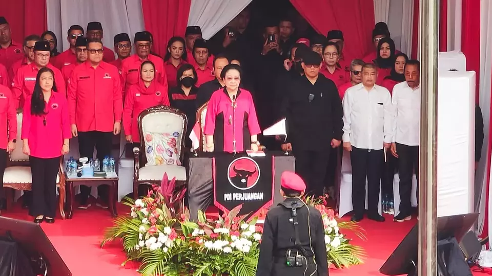Megawati Soekarnoputri, Indonesia's fifth president and Chairperson of the Indonesian Democratic Party of Struggle (PDI-P), leads the Independence Day celebration organized by the party's Central Executive Board (DPP) in Jakarta, Saturday, Aug. 17, 2024. (Beritasatu.com/Hendro Situmorang)