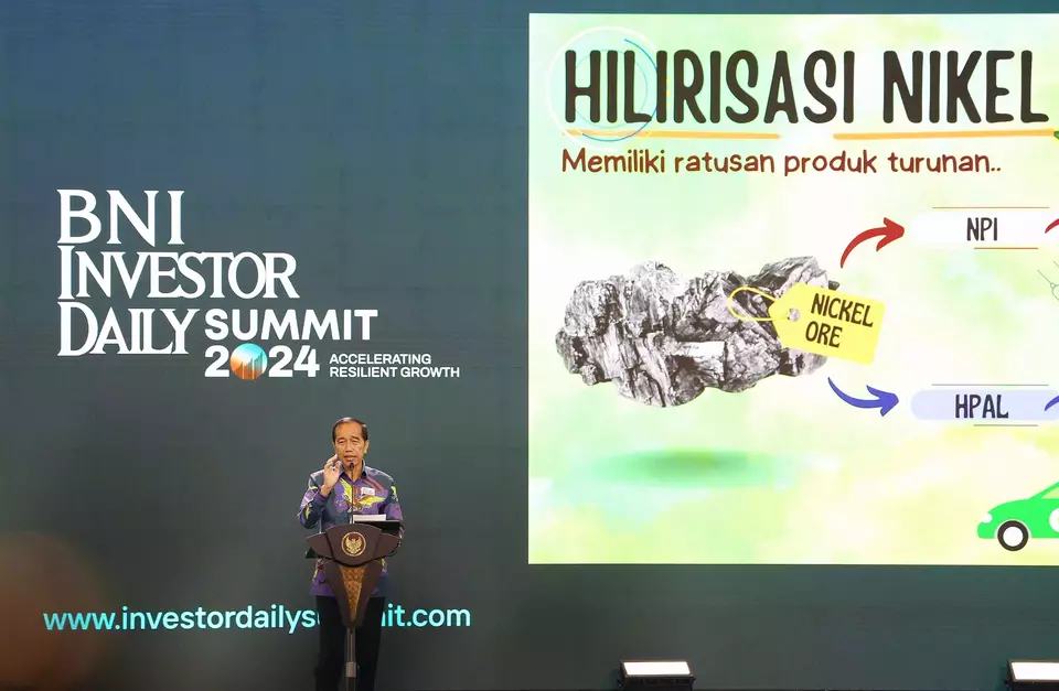 President Joko "Jokowi" Widodo launches the 2024 BNI Investor Daily Summit in Jakarta on Oct. 8, 2024. (B Universe Photo/Joanito de Saojao)