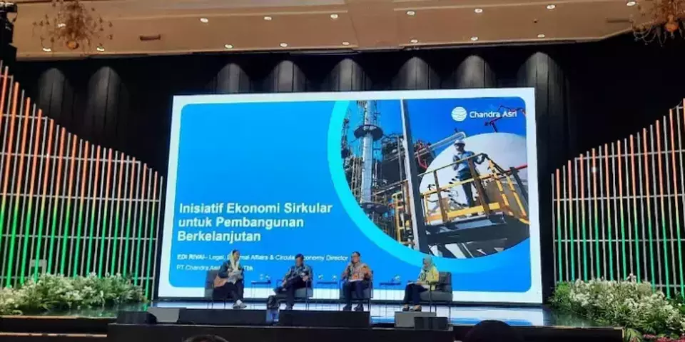 Legal, External Affairs & Circular Economy Director PT Chandra Asri Pacific Tbk (Chandra Asri Group) Edi Rivai joins one of the panel discussions of the 2024 BNI Investor Daily Summit in Jakarta on Oct. 8, 2024. (B1 Photo)