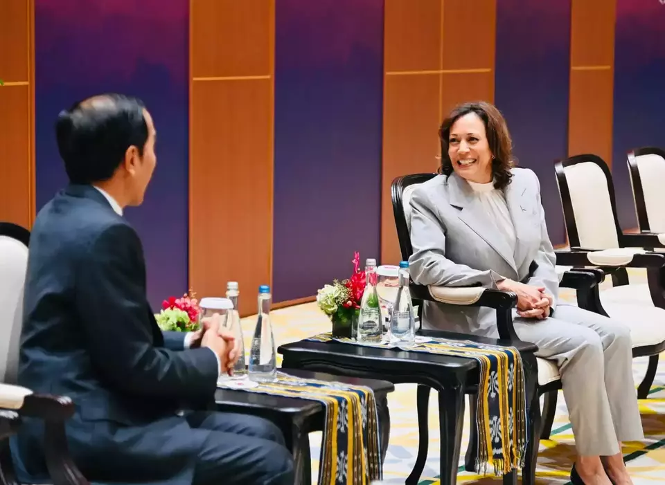 Then-President Joko "Jokowi" Widodo hosts US Vice President Kamala Harris for a bilateral meeting on the sidelines of the 2023 ASEAN Summit in Jakarta on September 6, 2024. (Photo Courtesy of Presidential Press Bureau)