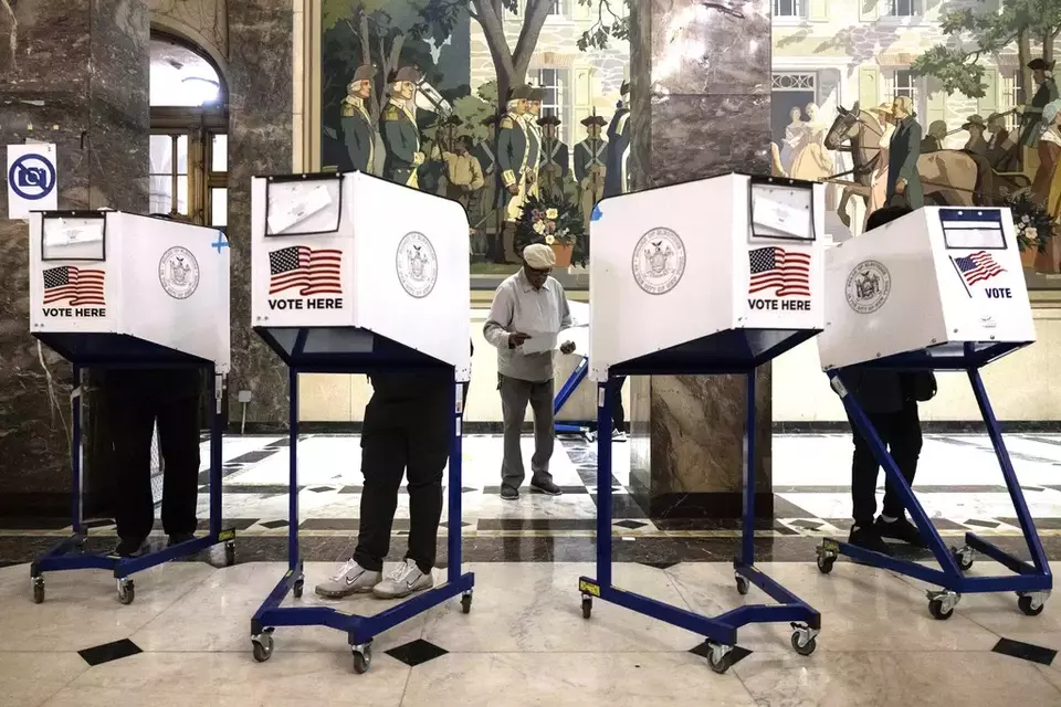 Voters cast their ballots at the Bronx County Supreme Court in New York on Election Day, Tuesday, Nov. 5, 2024. (AP Photo/Yuki Iwamura)