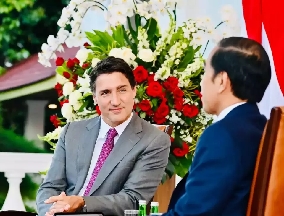 Canadian Prime Minister Justin Trudeau meets then-President Joko "Jokowi" Widodo at the Merdeka Palace in Jakarta on Nov. 5, 2024. (Photo Courtesy of Presidential Press Bureau)