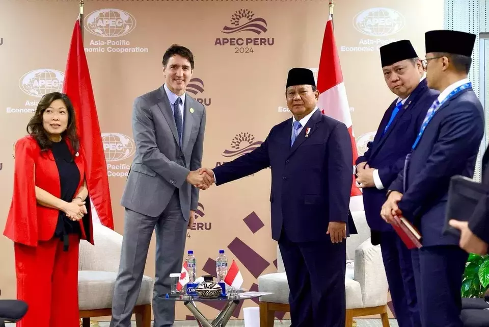 President Prabowo Subianto discusses strengthening Indonesia-Canada relations with Prime Minister Justin Trudeau during a bilateral meeting at the APEC Summit in Lima, Peru, on Friday, Nov. 15, 2024.