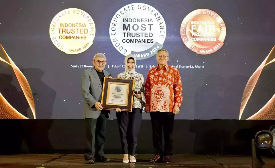 BSI receives the Corporate Governance Perception Index (CGPI) Award 2024 for being the Most Trusted Company. (Photo courtesy of BSI)