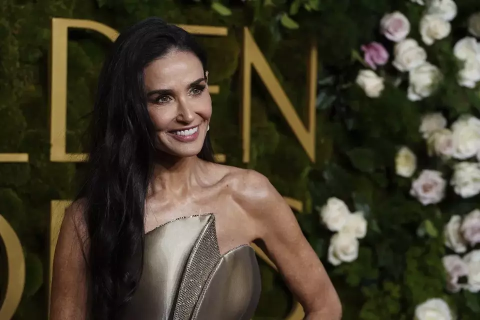 Demi Moore, Sebastian Stan Win at Golden Globes