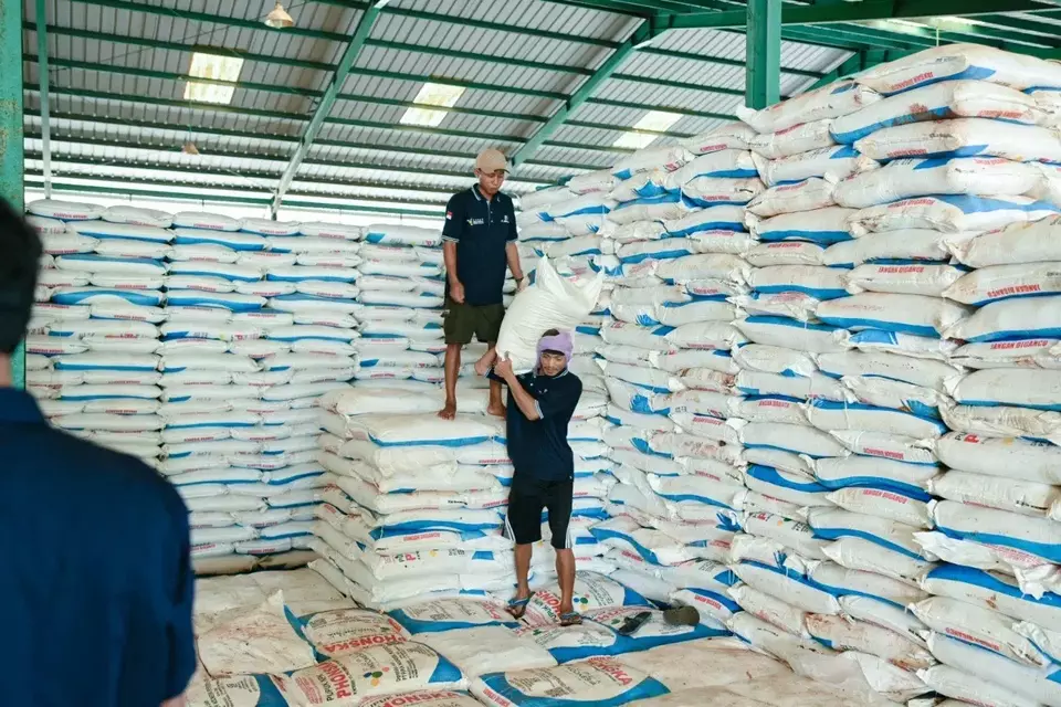 This undated photo shows the subsidized fertilizers that will be distributed to farmers. (Photo Courtesy of Pupuk Indonesia)