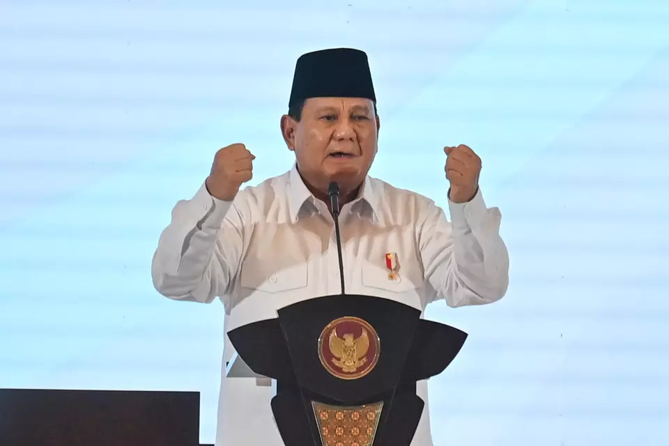 President Prabowo Subianto delivers a speech during the national congress of the Indonesian Chamber of Commerce and Industry (Kadin) in Jakarta, Thursday, Jan. 16, 2025. (Antara Photo/Aditya Pradana Putra)