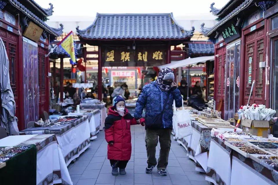 China's Population Falls for Third Straight Year, Posing Challenges for Government and Economy
