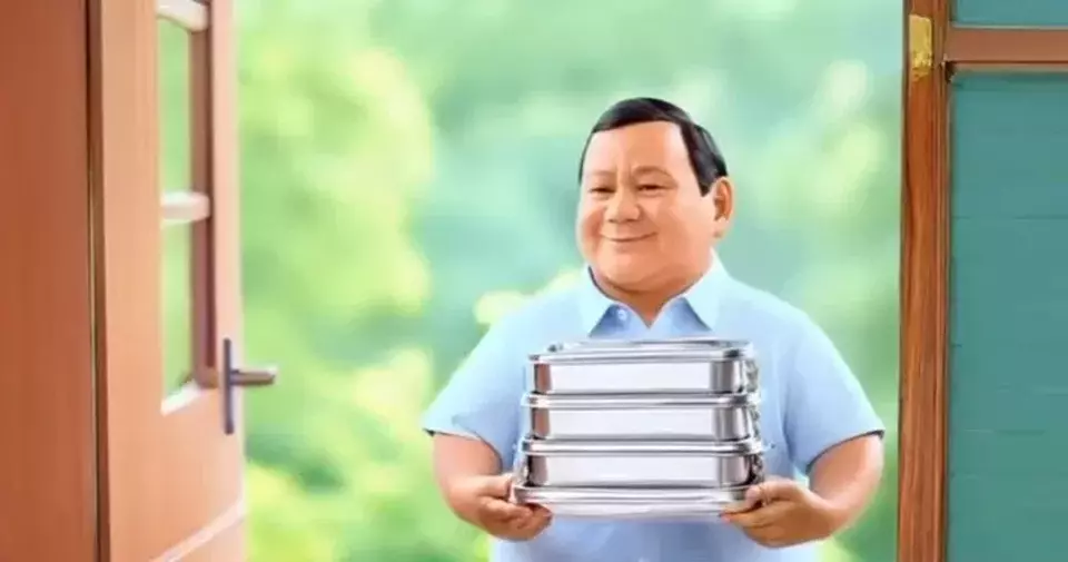Screenshot of AI-generated ad featuring a 3D animated character resembling President Prabowo Subianto carrying a meal container to a school.