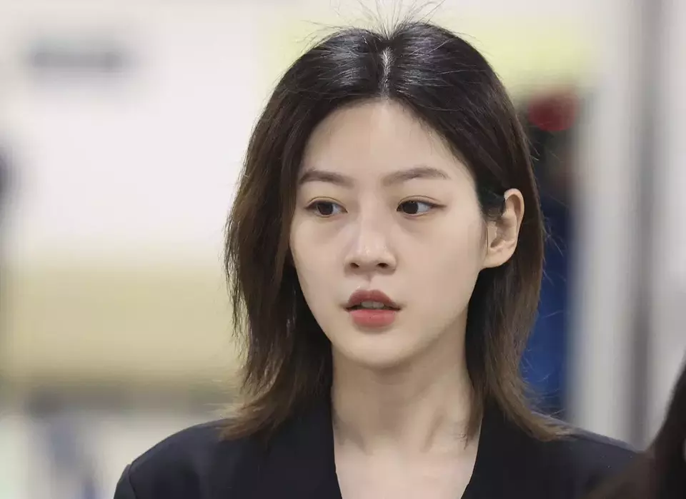 South Korean actor Kim Sae-ron arrives at the Seoul Central District Court in Seoul, South Korea, Wednesday, April 5, 2023. (Yonhap via AP)(