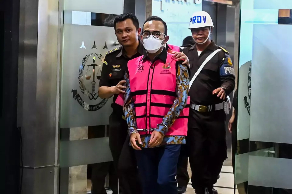 Prosecutors Seize Rp 833 Million from Riza Chalid in Pertamina Graft Probe
