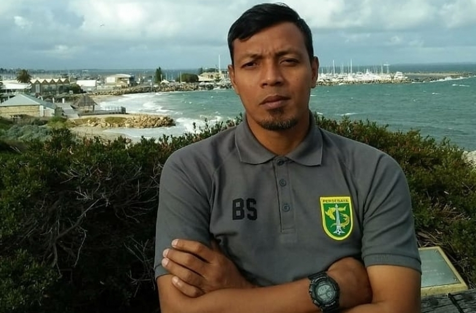 Deltras FC coach Bejo Sugiantoro.  The Indonesian football legend passed away at the age of 48 after collapsing during a friendly match with fellow Persebaya Surabaya veterans at SIER Field, Surabaya, on Tuesday, Feb. 25, 2025. (Beritasatu.com)