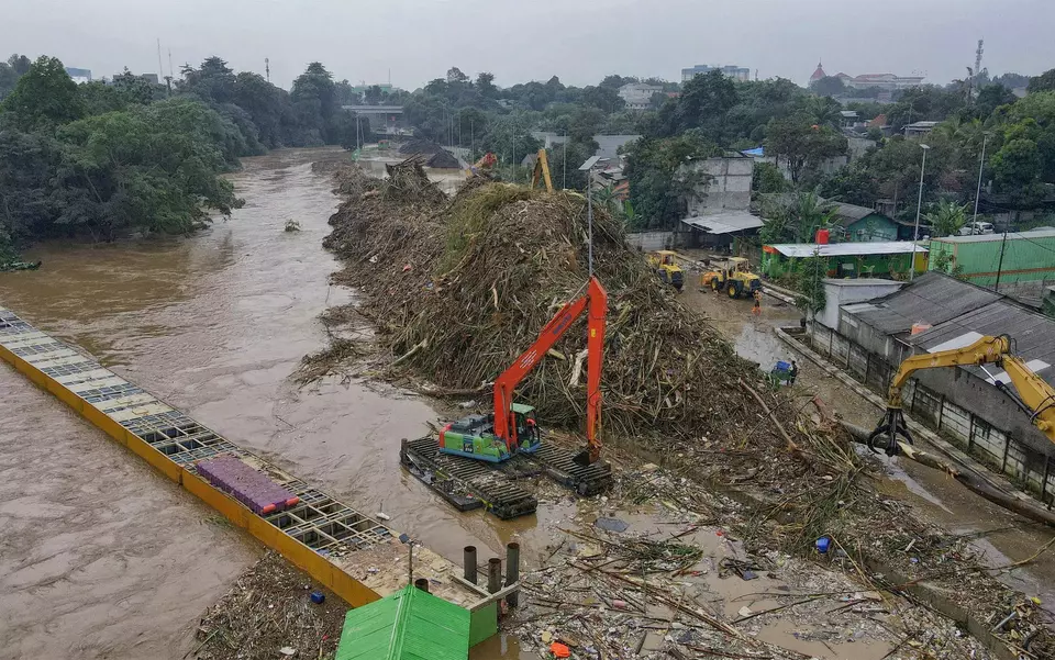 Jakarta Floods in Pictures