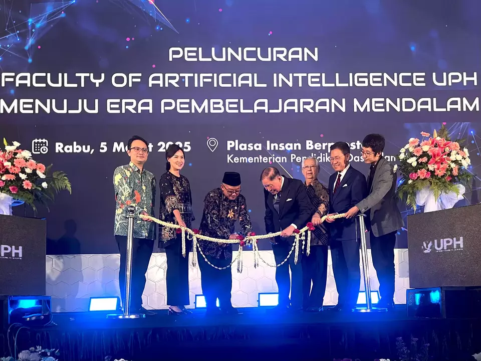 Pelita Harapan University (UPH) launches the Faculty of Artificial Intelligence in Jakarta on March 5, 2025. Third from the left is Primary and Secondary Education Minister Abdul Mu'ti. (JG Photo/Gesa Vitara)