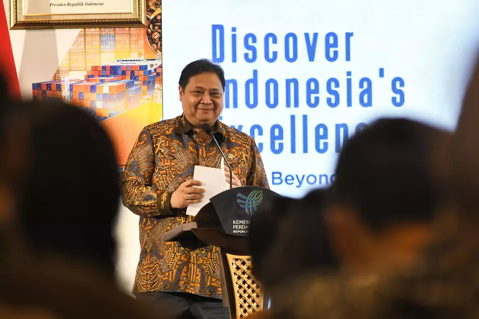 Chief Economic Affairs Minister Airlangga Hartarto kicks off the 40th Trade Expo Indonesia in Jakarta on Feb. 20, 2025. (Antara Photo/Fakhri Hermansyah)