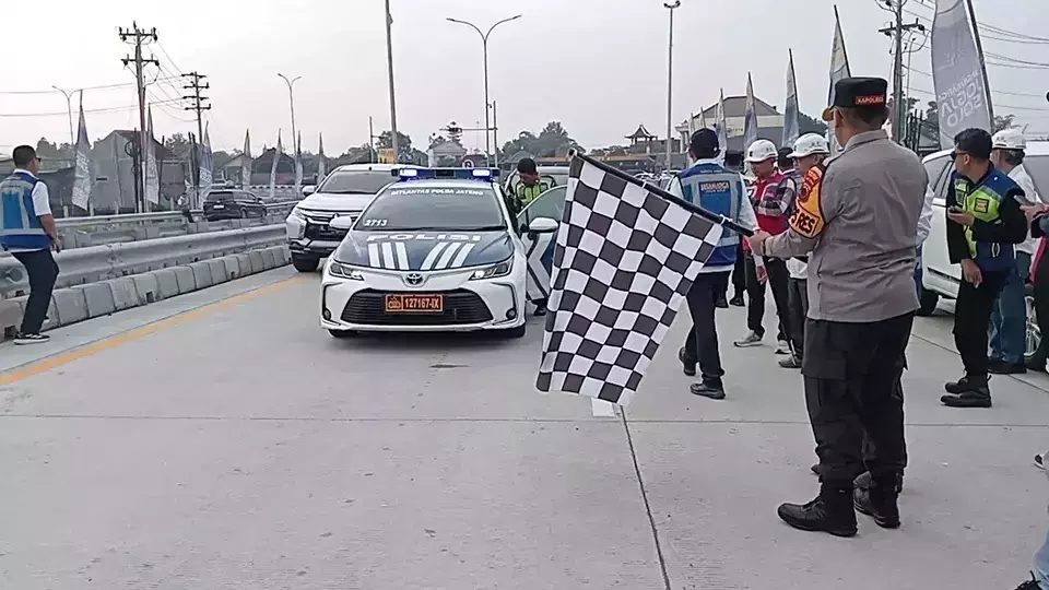 Opens of the 8.6 km Klaten-Prambanan Toll Road for the 2025 Eid Homecoming and Return Trips on March 24, 2025. (Beritasatu.com/Joko Laksono)