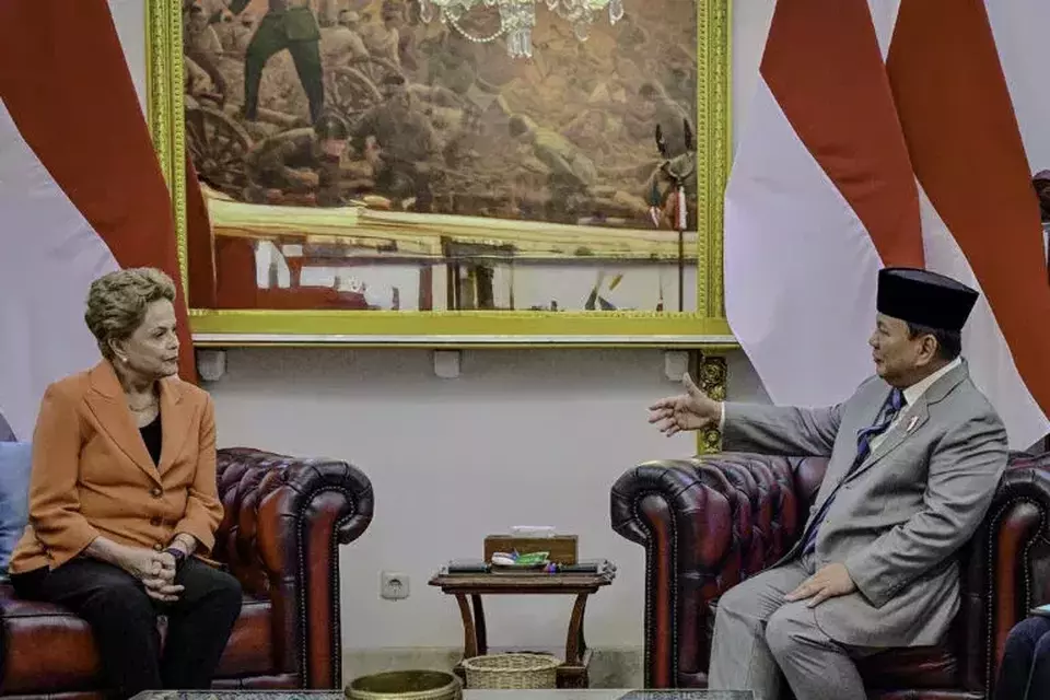 President Prabowo Subianto hosts New Development Bank (NDB) President Dilma Rousseff at the Merdeka Palace in Jakarta on March 25, 2025. (Photo Courtesy of Presidential Press Bureau)