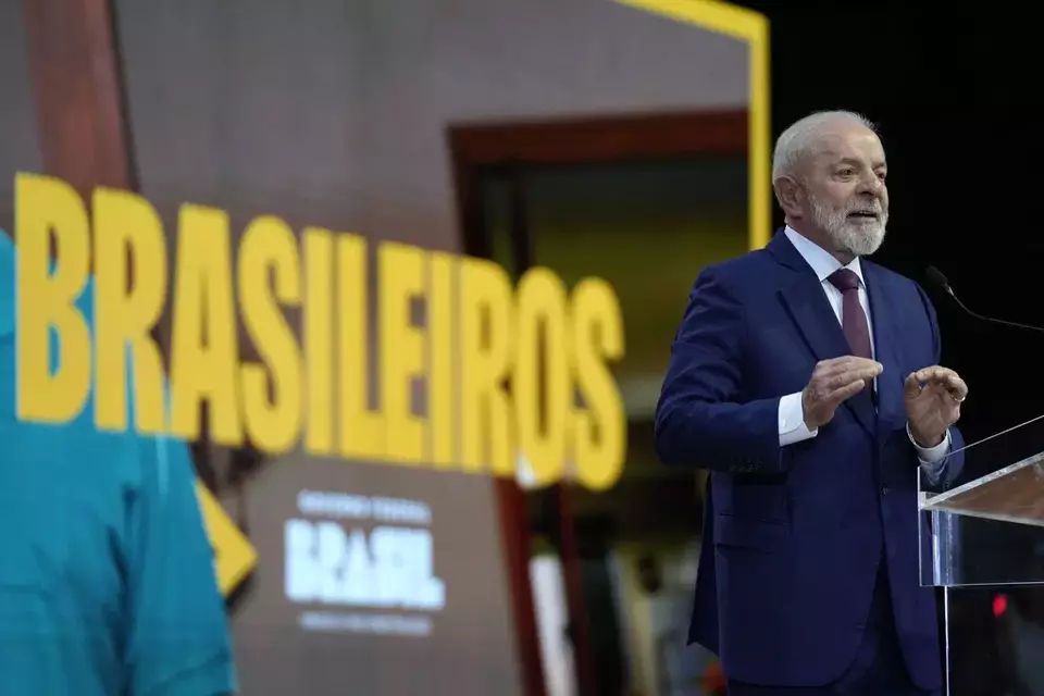 Brazil's President Luiz Inacio Lula da Silva speaks during a presentation of the federal government's achievements in the past two years, in Brasilia, Brazil, Thursday, April 3, 2025. (AP Photo/Eraldo Peres)