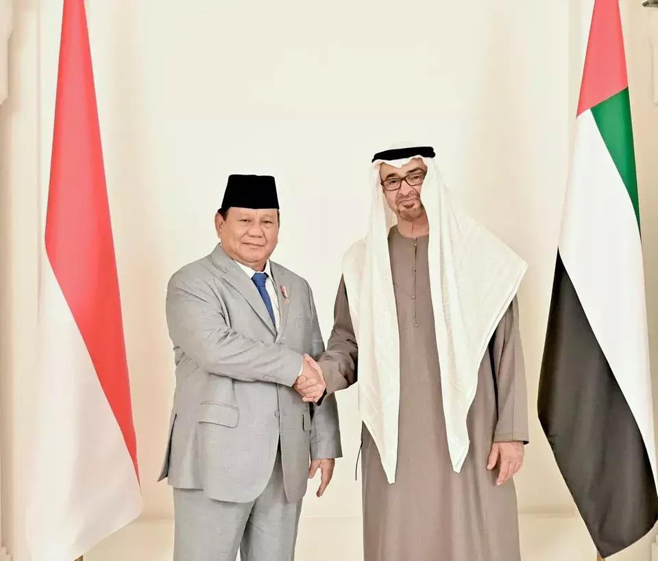 President Prabowo Subianto meets his Emirati counterpart Mohamed bin Zayed Al Nahyan in Qasr Al Shatie, Abu Dhabi on April 9, 2024. (Photo Courtesy of Presidential Press Bureau)
