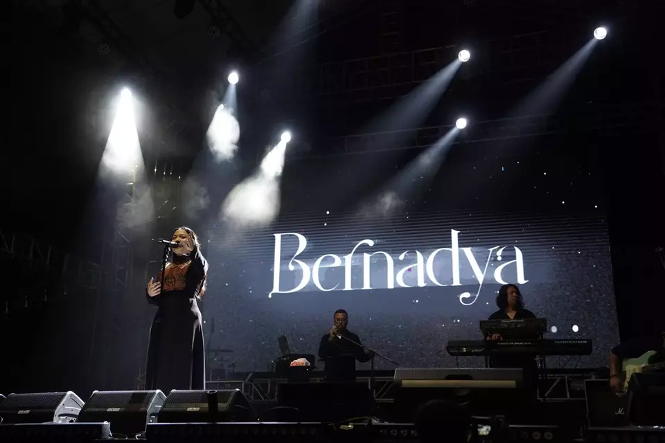 Indonesian pop singer Bernadya sings at the Laras Hati Mangkunegaran concert on April 19, 2025. (Photo Courtesy of Laras Hati Mangkunegaran)