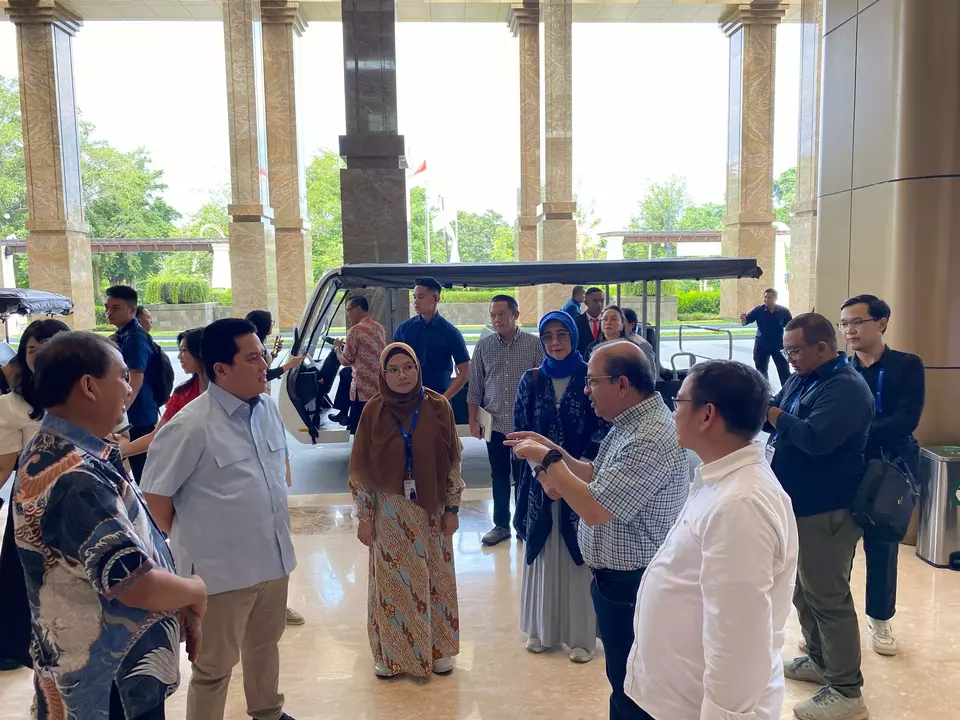 State-Owned Enterprise Minister Erick Thohir visits Bali International Hospital in Sanur on April 23, 2025. (Photo Courtesy of PTPP)