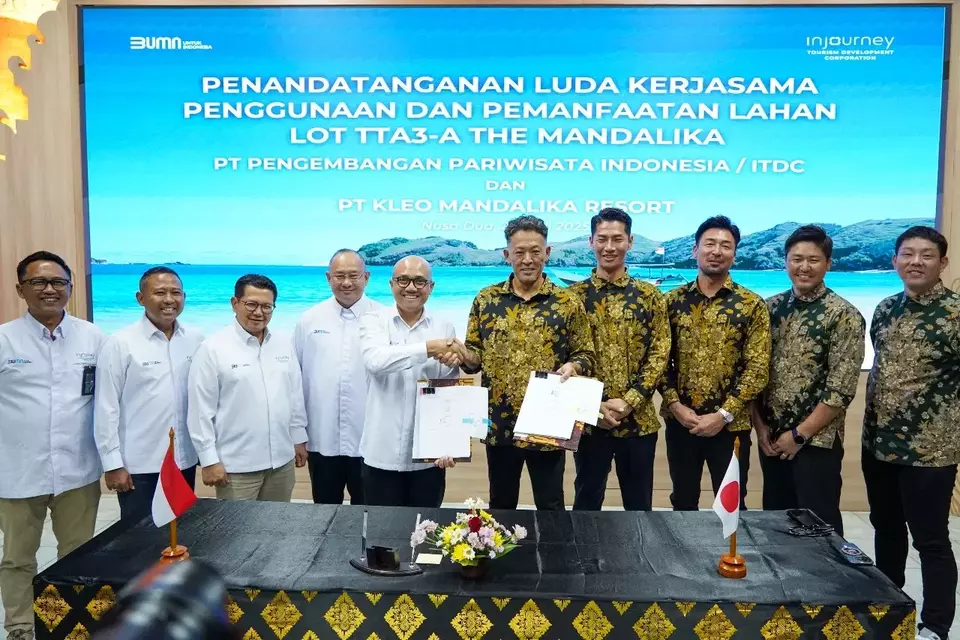 ITDC signs $124M deal with Kleo Mandalika Resort to build a five-star hotel on Tanjung Aan Beach in Lombok, West Nusa Tenggara, on Tuesday, April 22, 2025. (Beritasatu.com/Muhammad Awaludin)